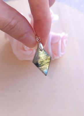 Labradorite Vert/Bleu n°2.11