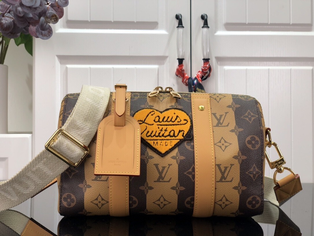 Louis Vuitton CITY KEEPALL