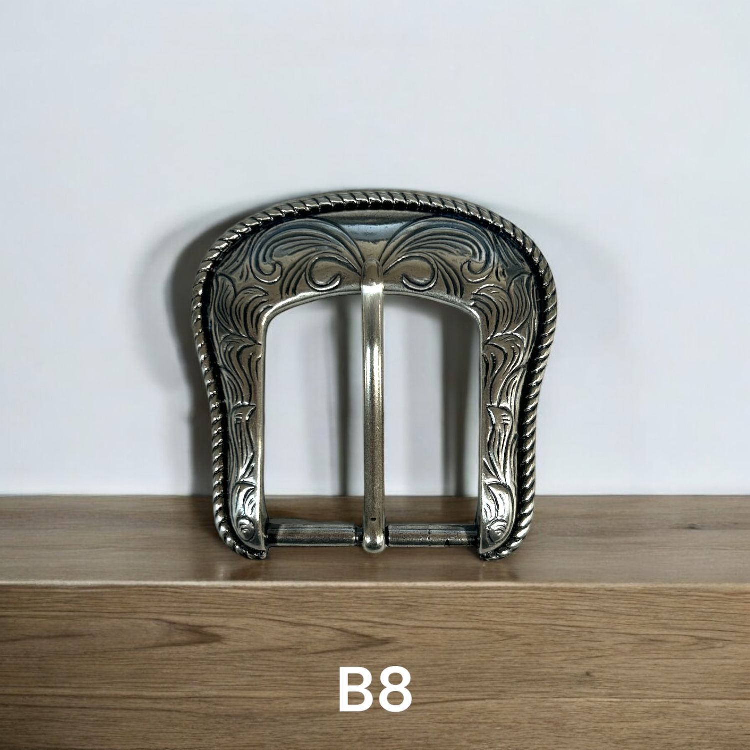 B8***