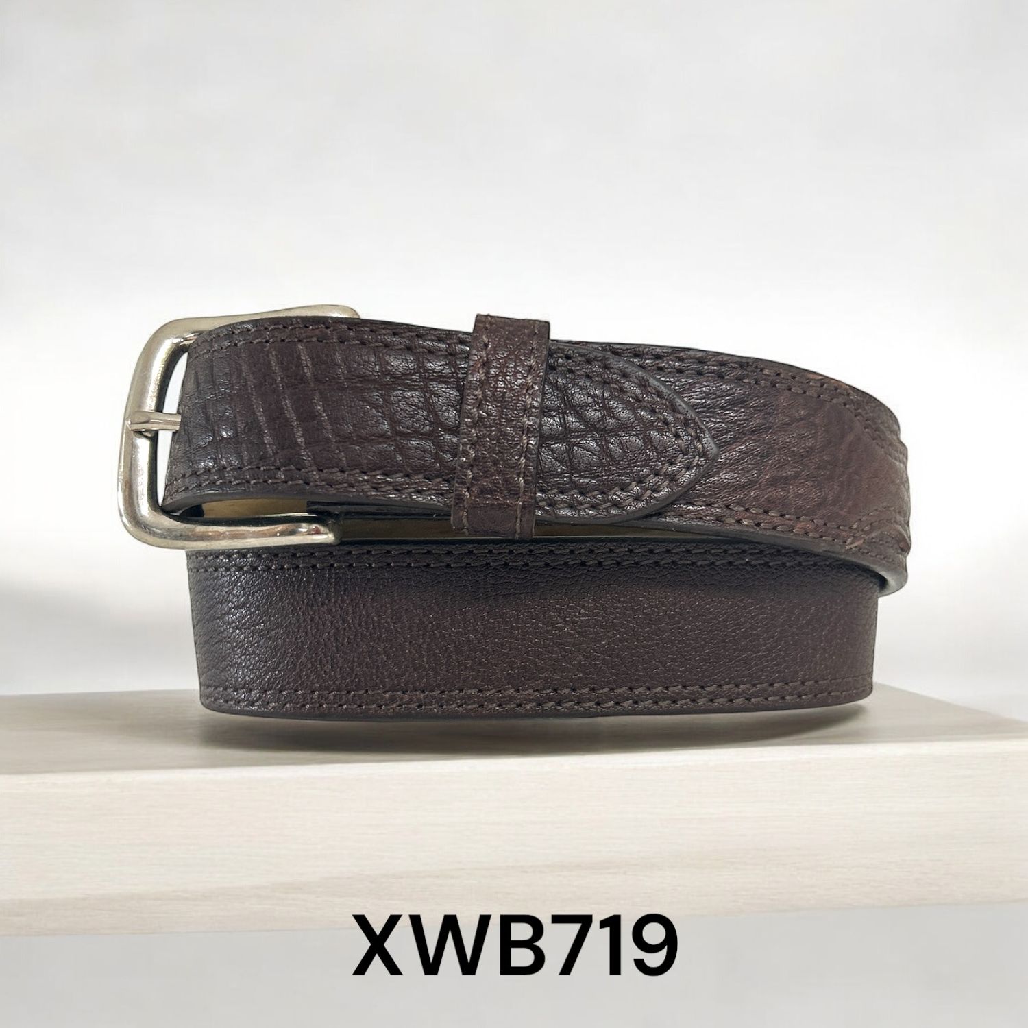 XWB719