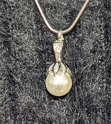 Pearl Power Pendant