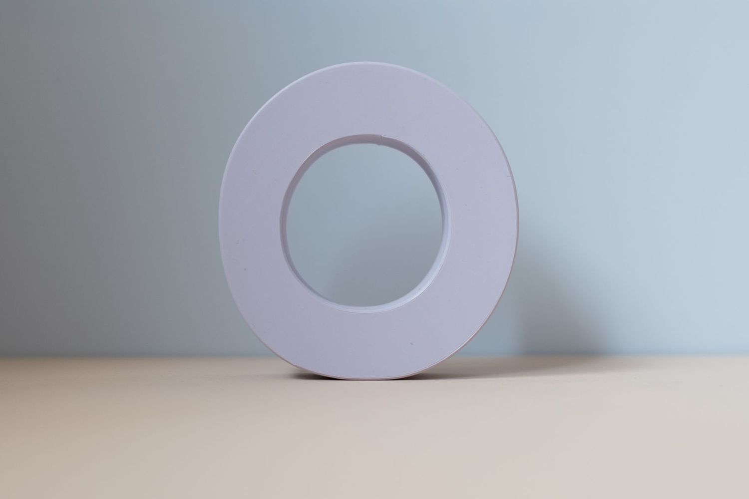 Buchstabe zum Aufhängen "O" lila