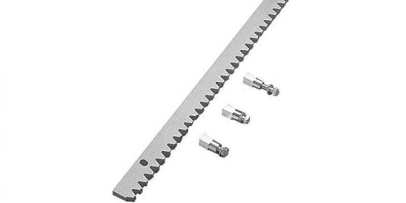 CVZ CREMAGLIERA FERRO 30X12X1MT MODULO 4  ZINCATA