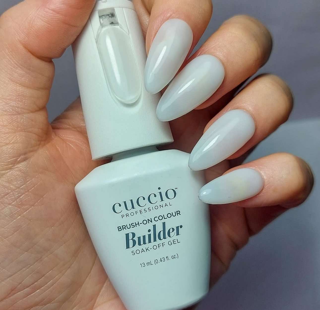 Brush-On Colour Builder - MILK BATH 13 ml