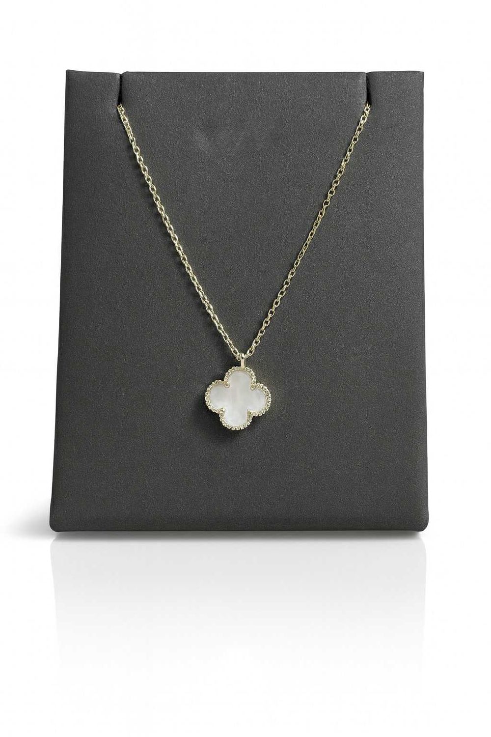 Ogrlica “Pearl Clover Light”