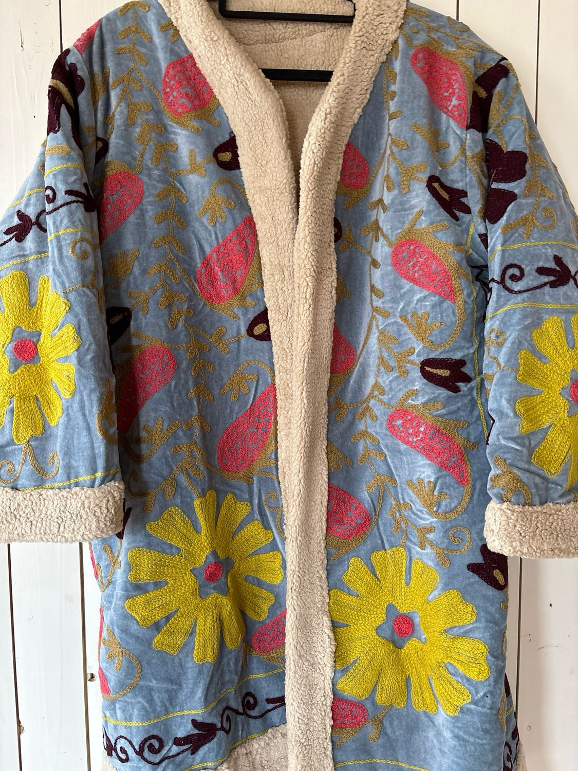 Suzani jas lang met teddy