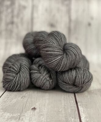 Mavis's Bluefaced Leicester Wool - 4 Ply