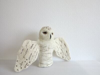 Bird hand puppets - Handmade from wool
