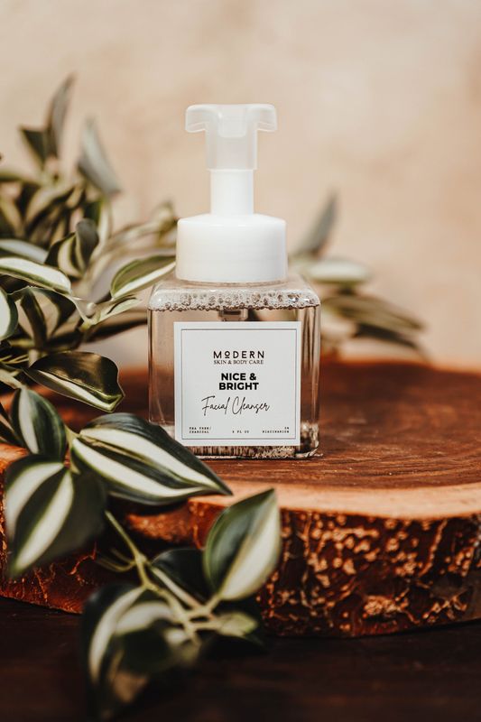 Charcoal & Tea Tree (Nice & Bright) Cleanser