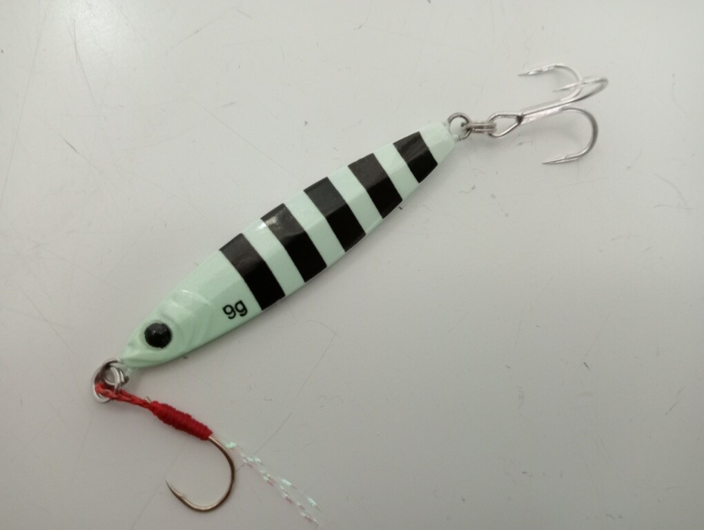 Damiki Tokon Jig 9 gr col.126 black zebra glow