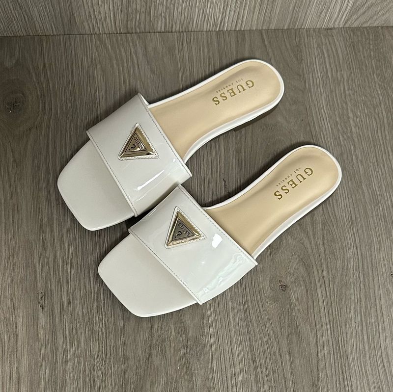 Sandalia Guess