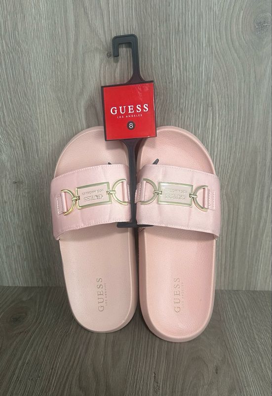 Sandalia Guess