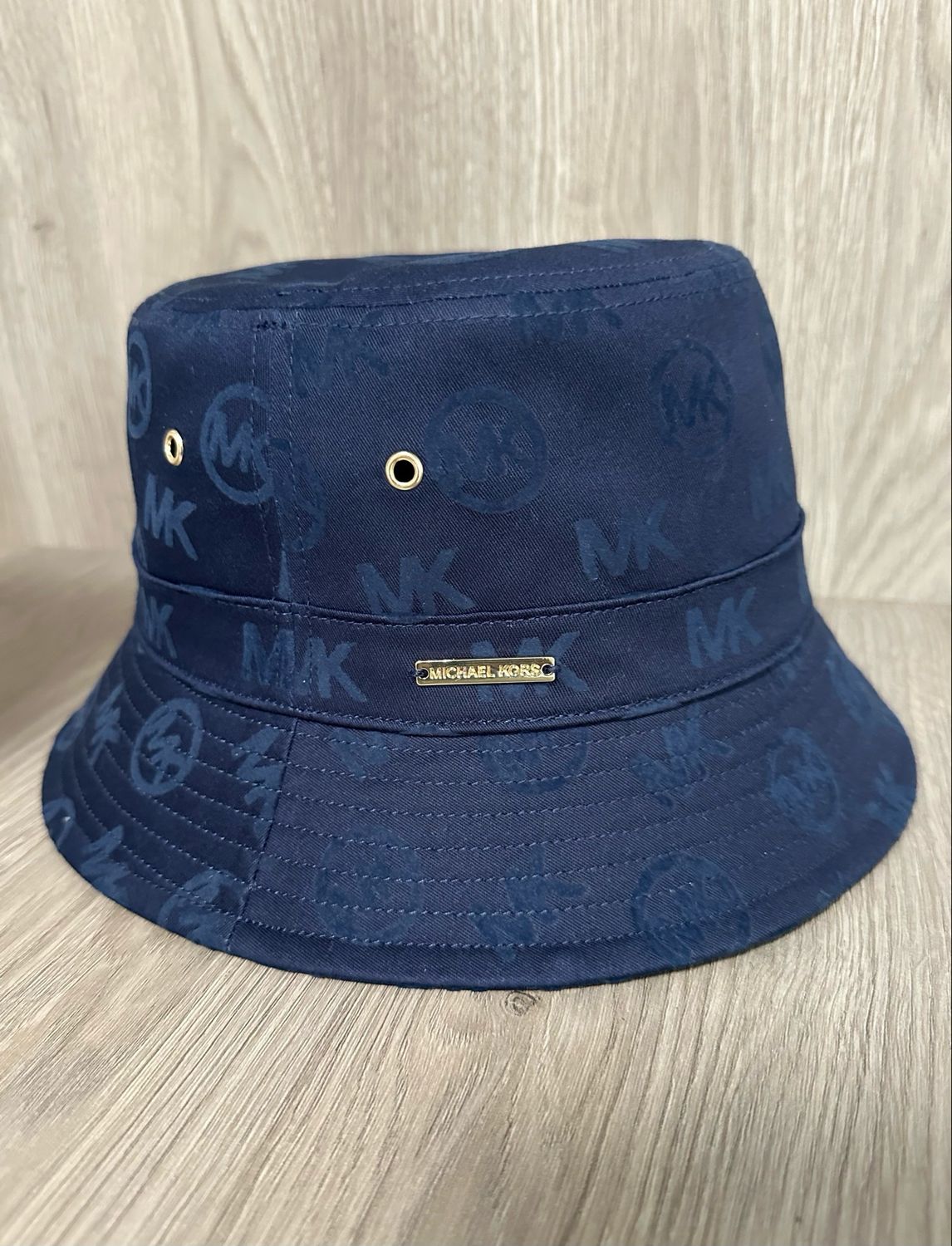 Bucket Michael Kors