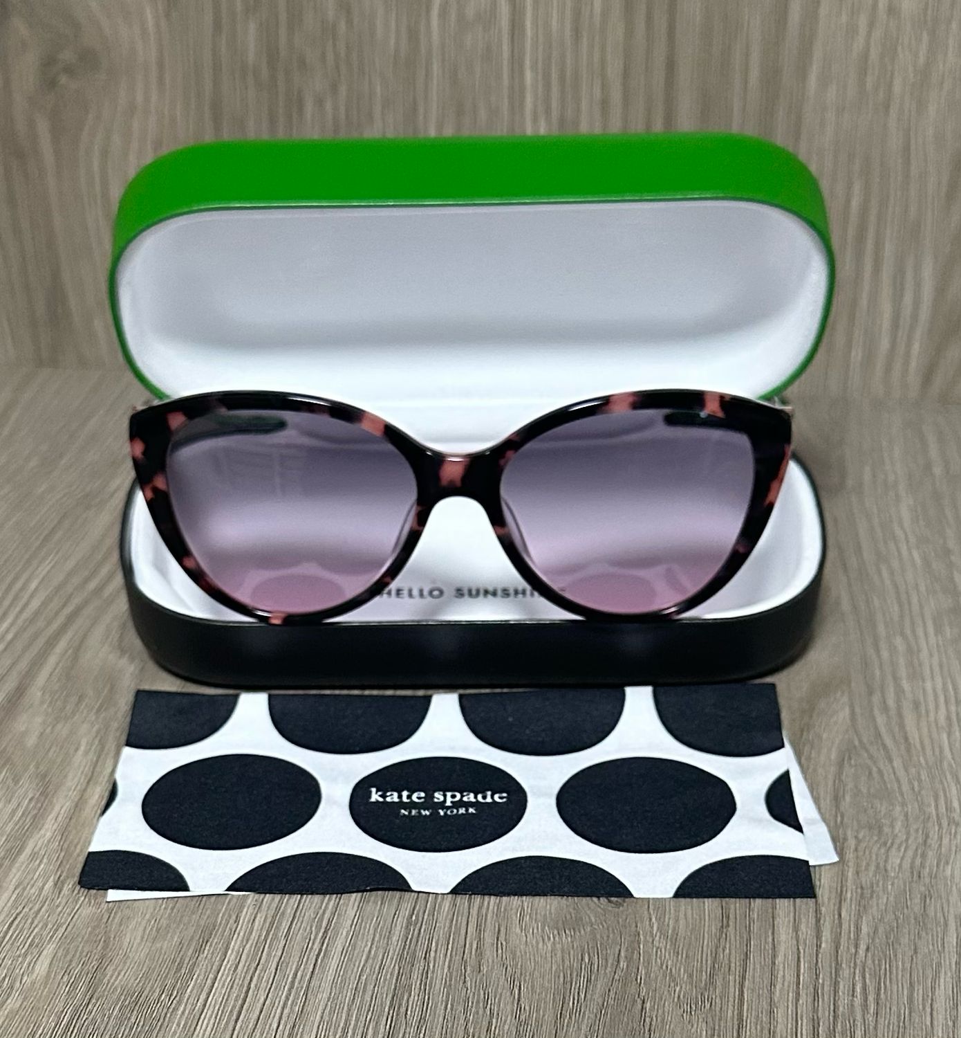 Lentes de son Kate Spade