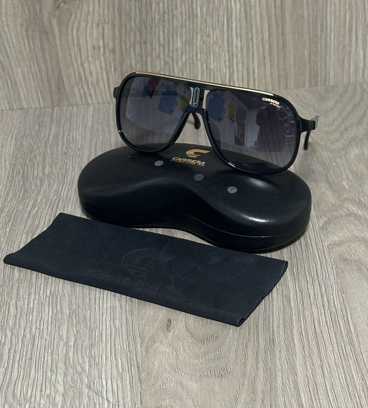 Gafas de sol Carrera
