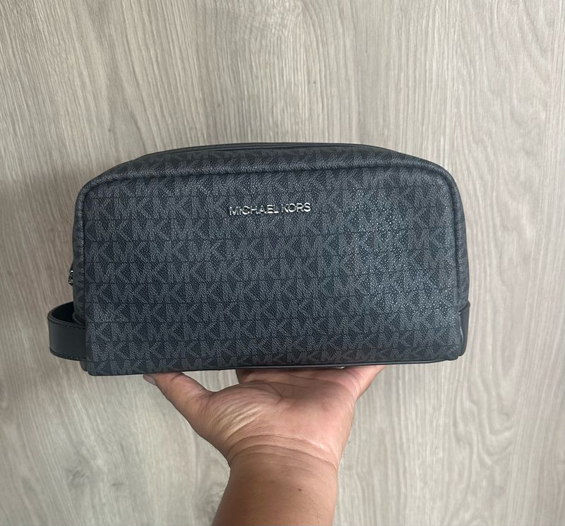 Sobaquera Micahel Kors