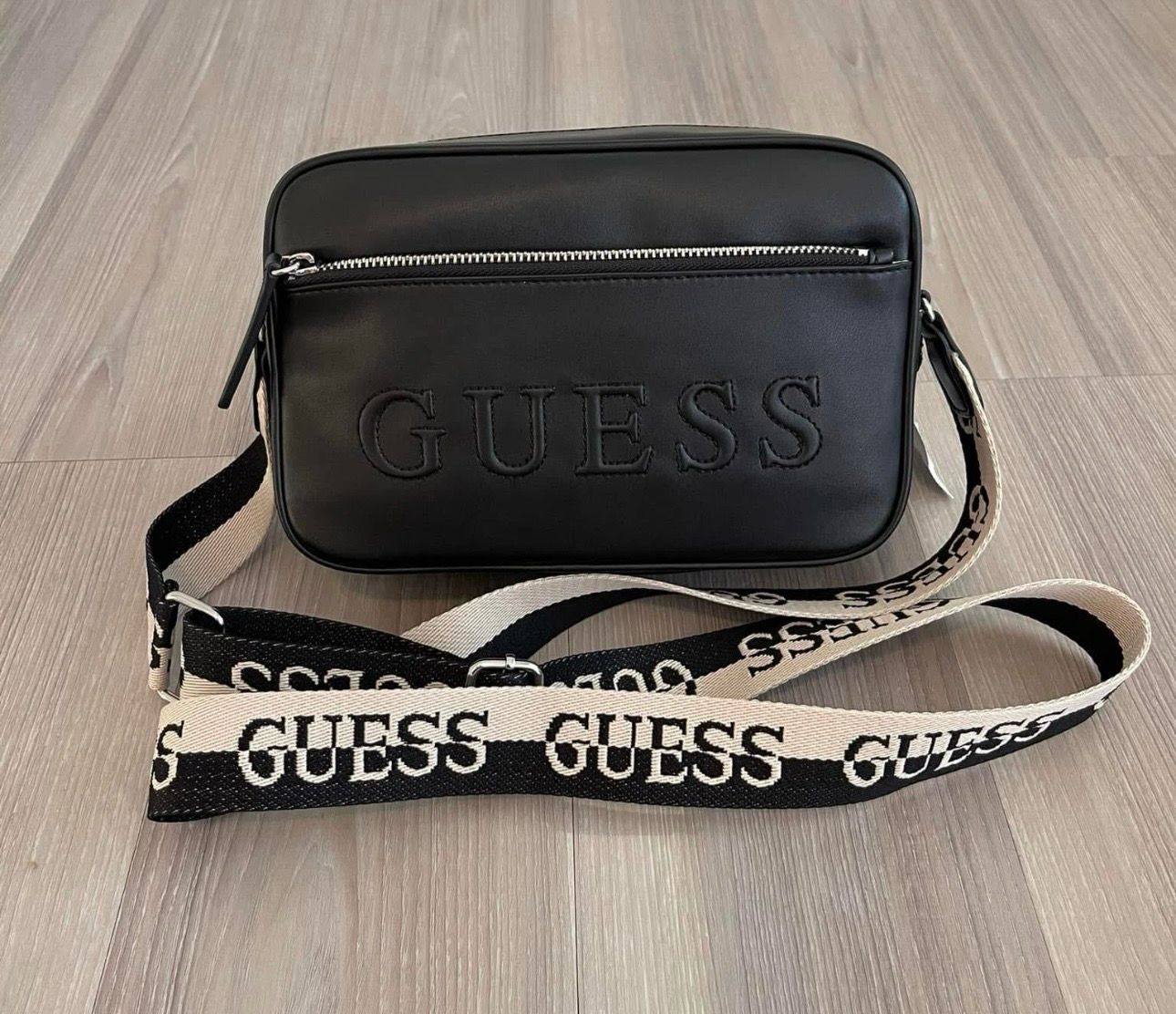 Crossbody Guess