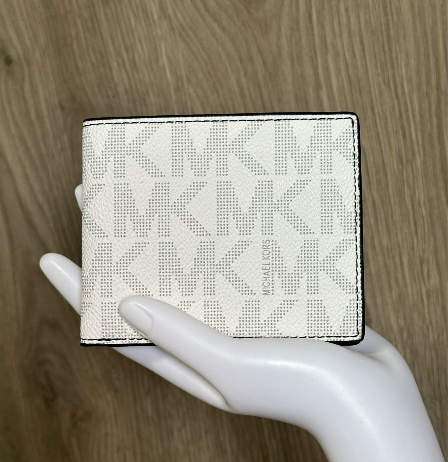 Billetera Michael Kors