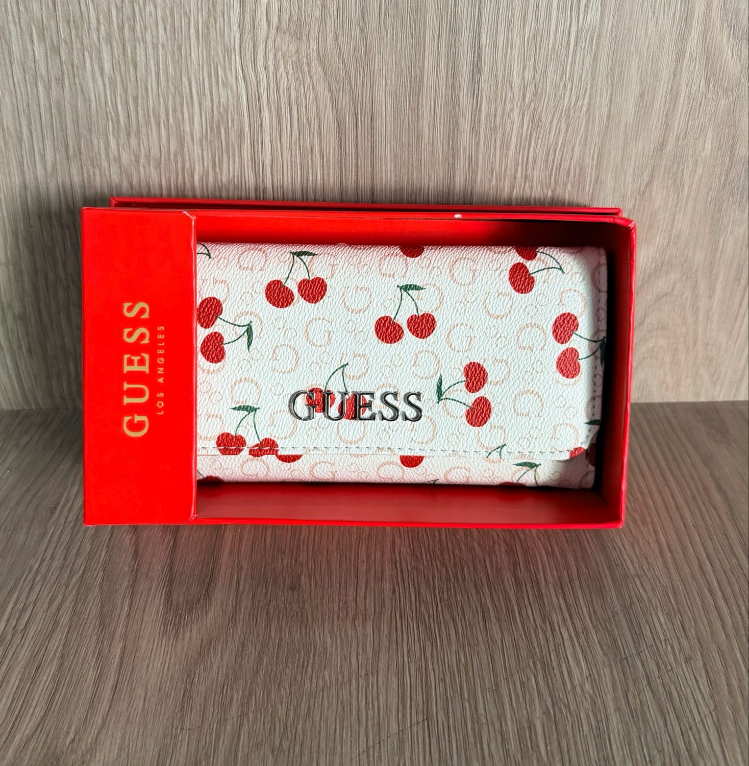 Cartera Guess