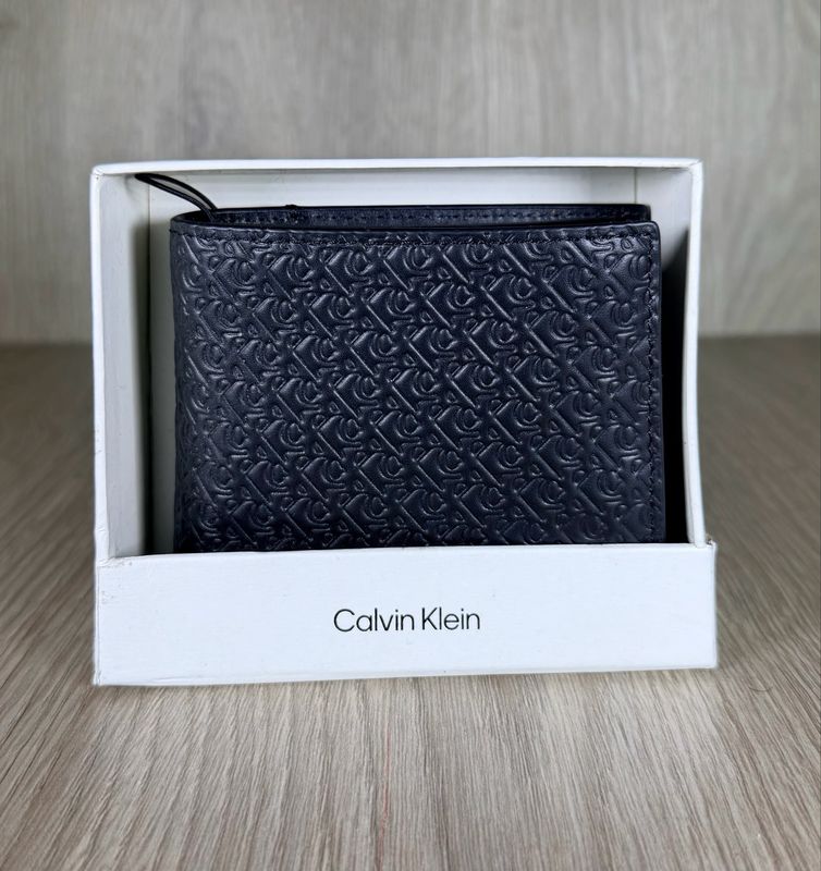 Cartera y tarjetero Calvin Klei