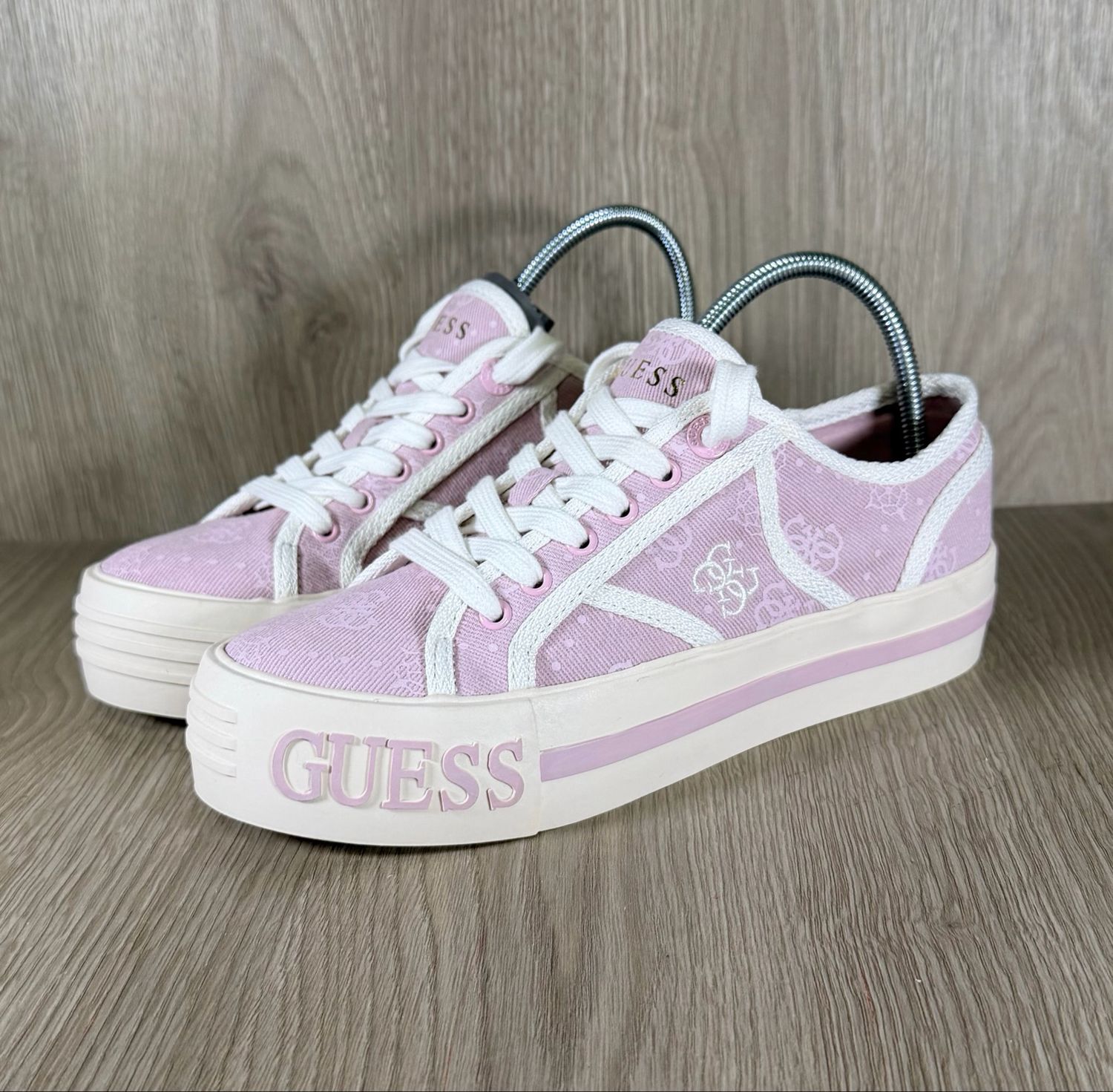 Tenis Guess