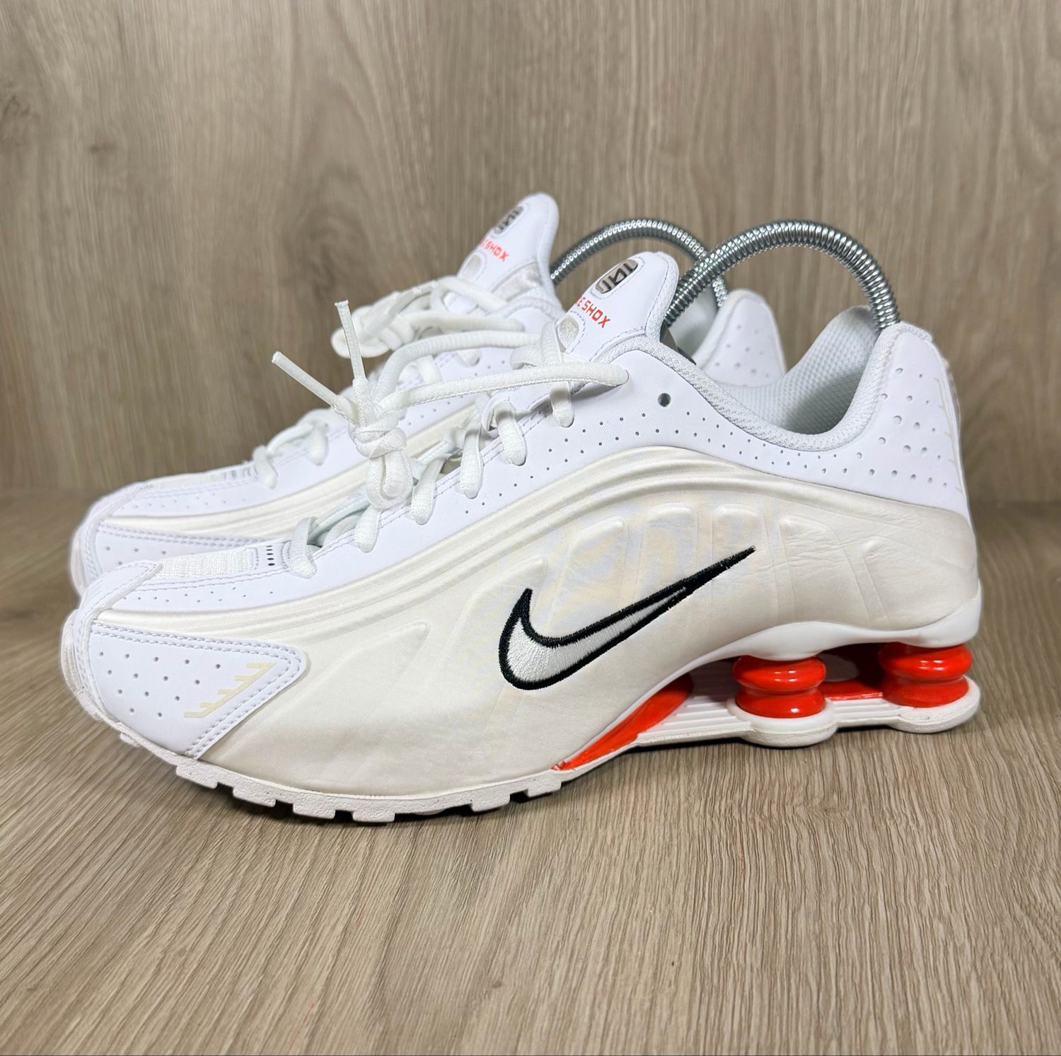 Tenis Nike shocks