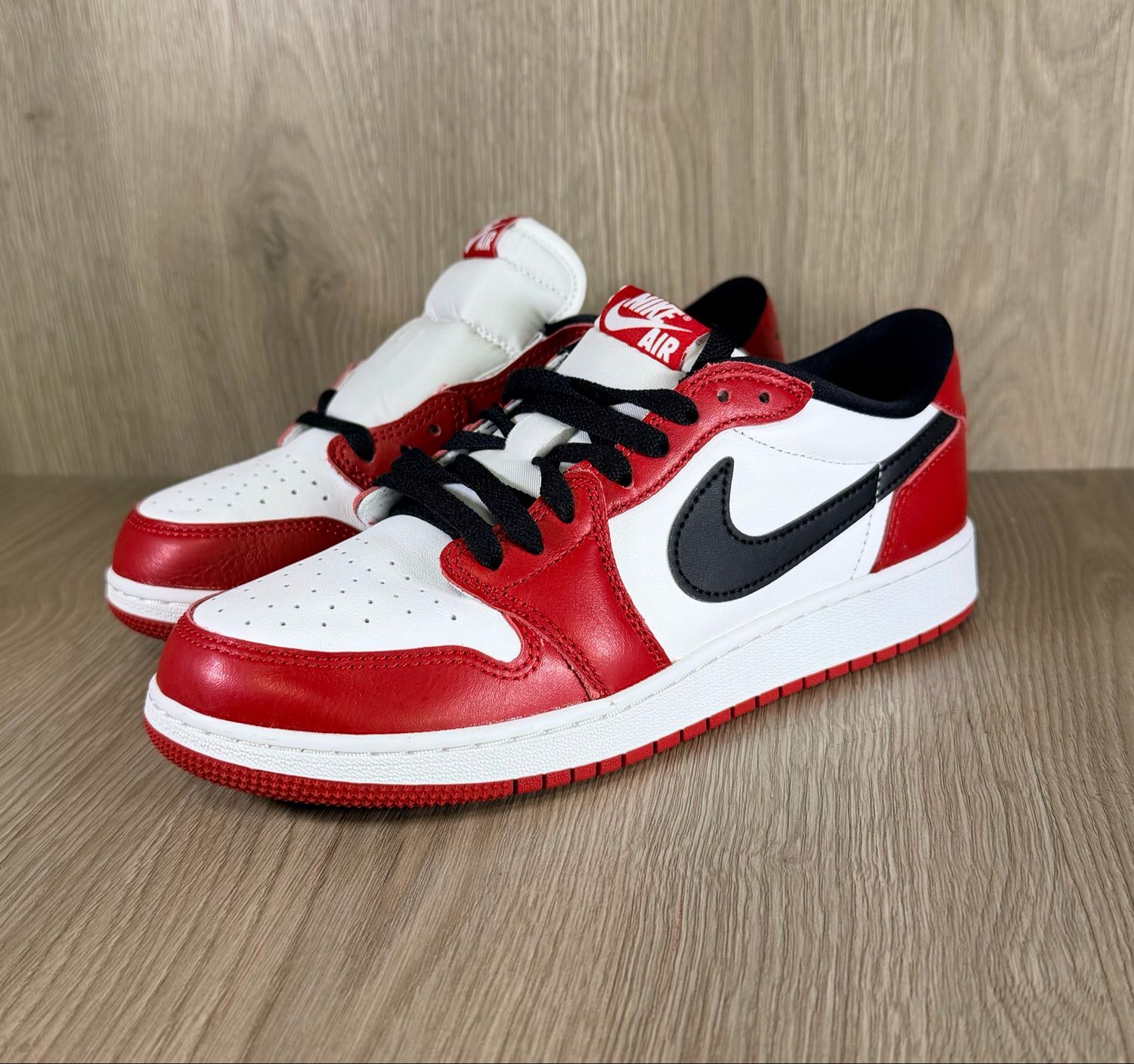 Jordan 1 low Chicago