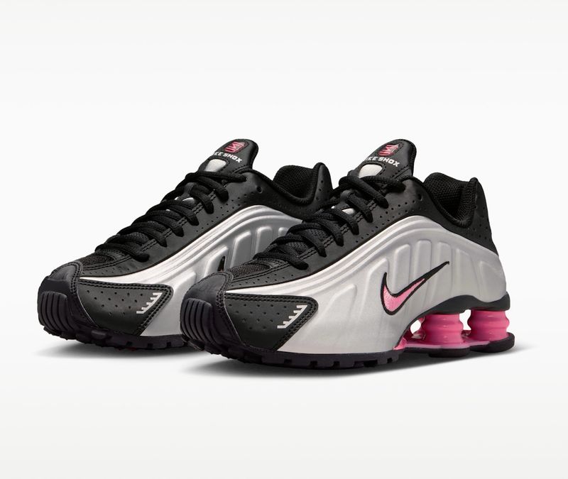 Nike Shox R4