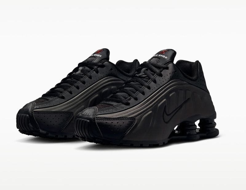 Nike Shox R4