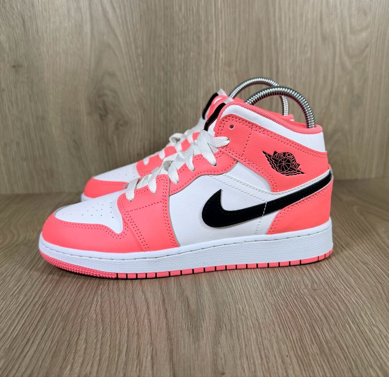 Air Jordan 1 mid