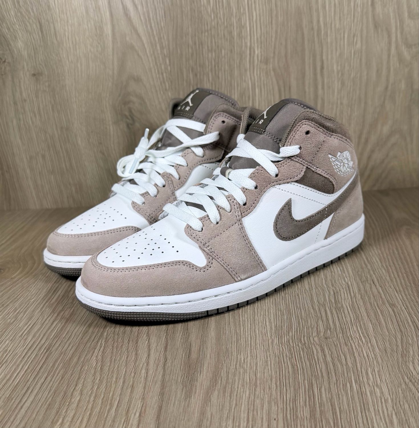 Air Jordan 1 Mid GS