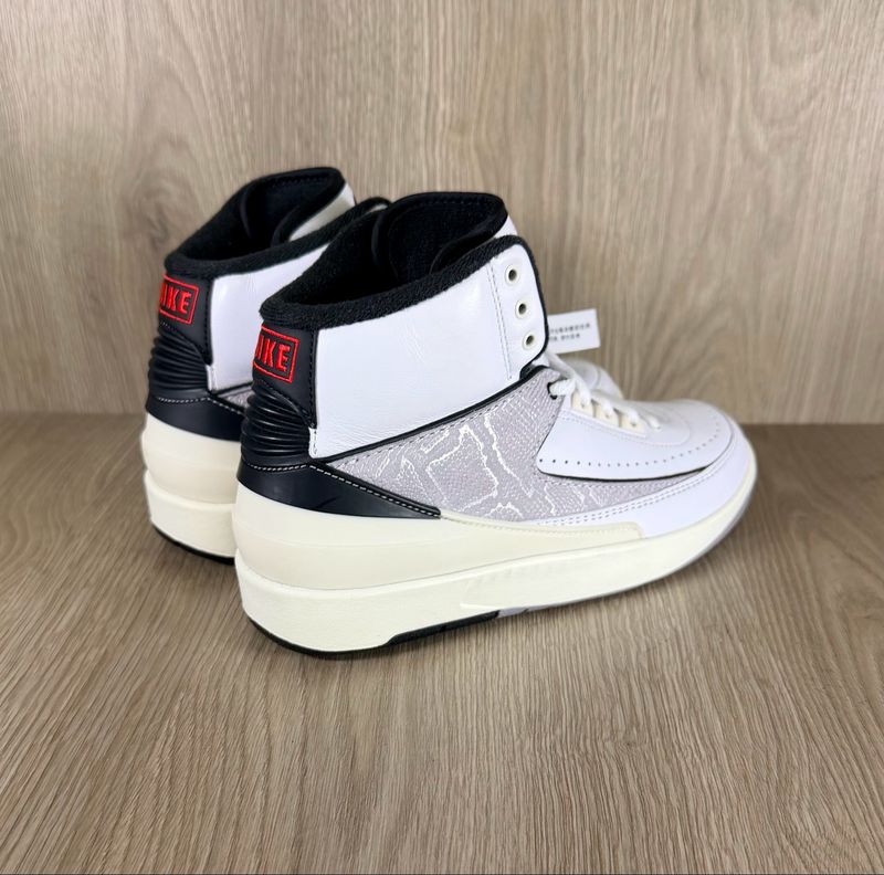 tenis Jordan 2 Python