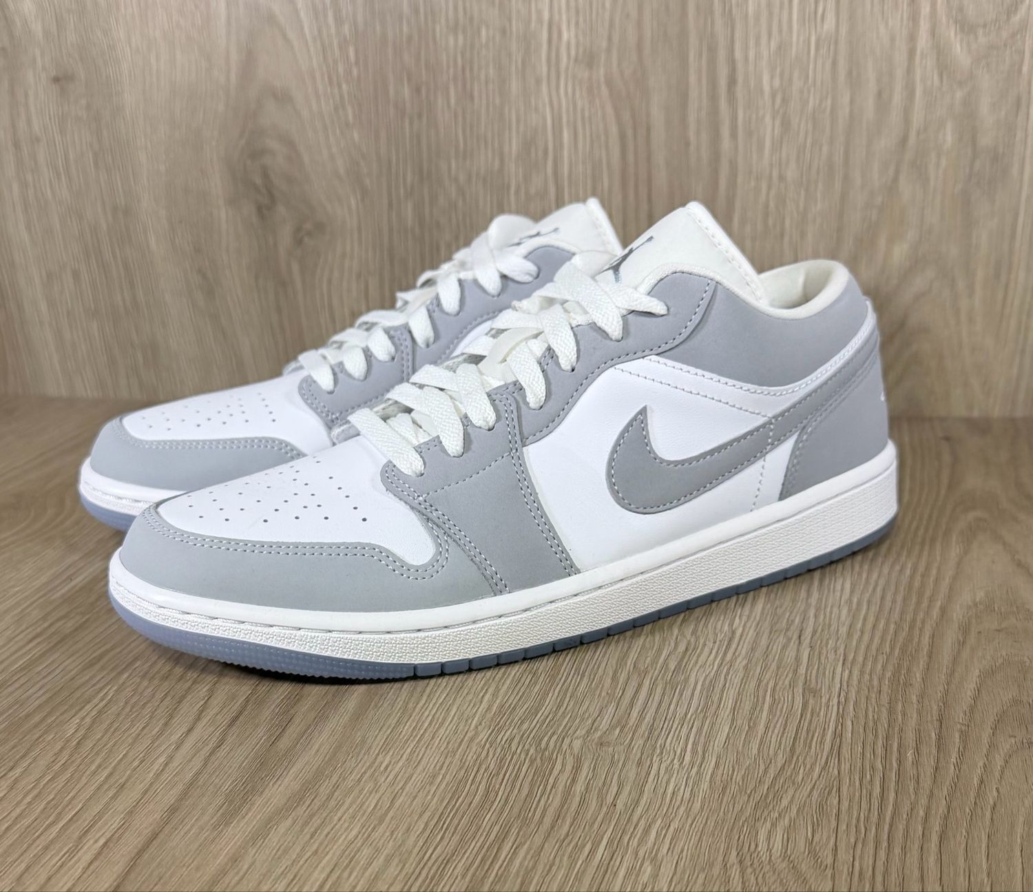 Air Jordan 1 low
