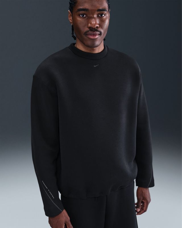 Nike Tech