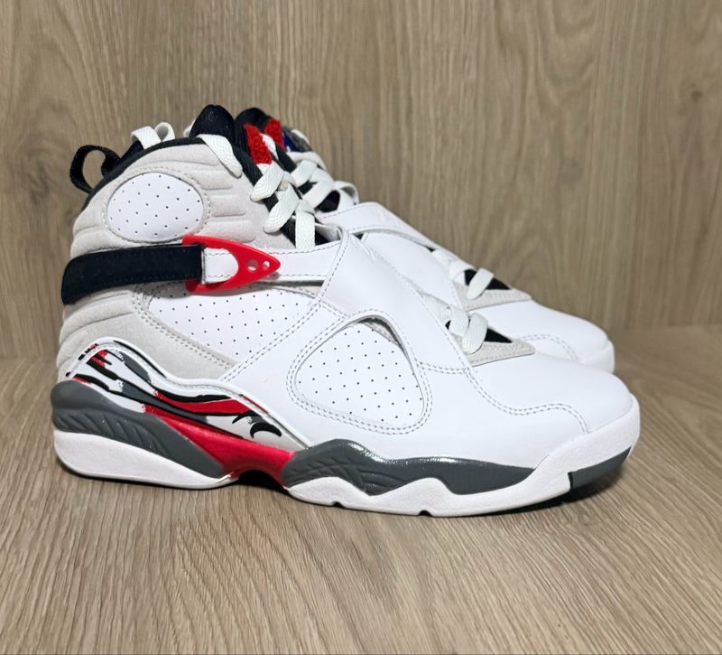 Jordan retro 8 Bugs Bunny