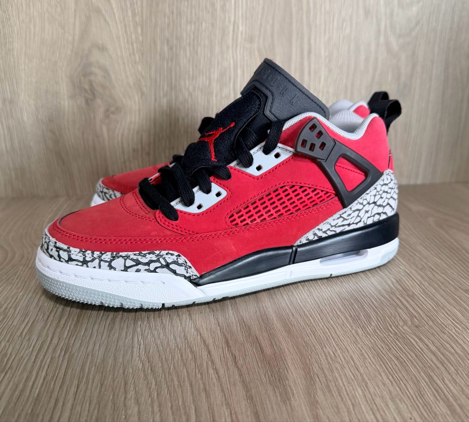 Jordan Zpizike toro bravo