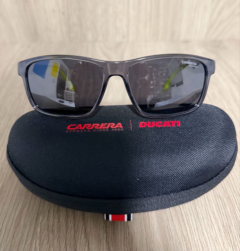 Gafas de sol carrera ducati