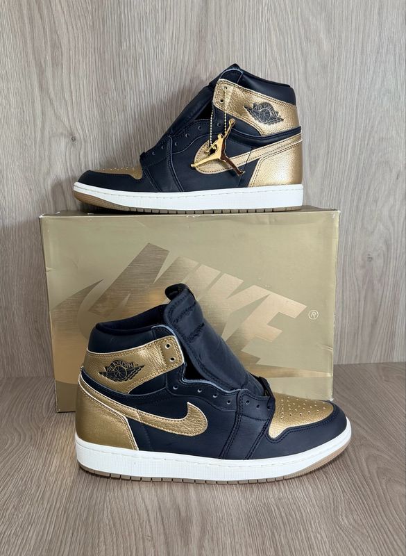 Jordan 1 High Metallic gold