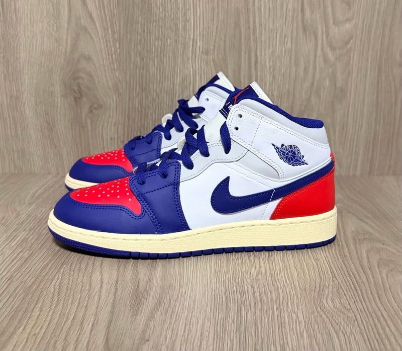 Air Jordan 1 Mid Rare