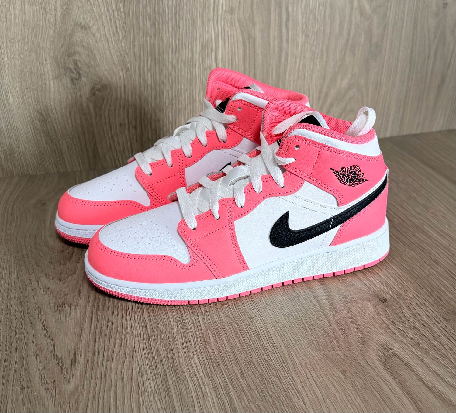 Air Jordan 1 Mid