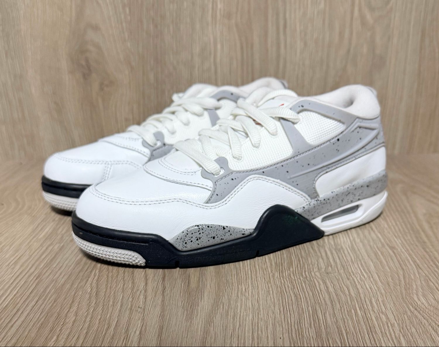 Jordan 4 RM
