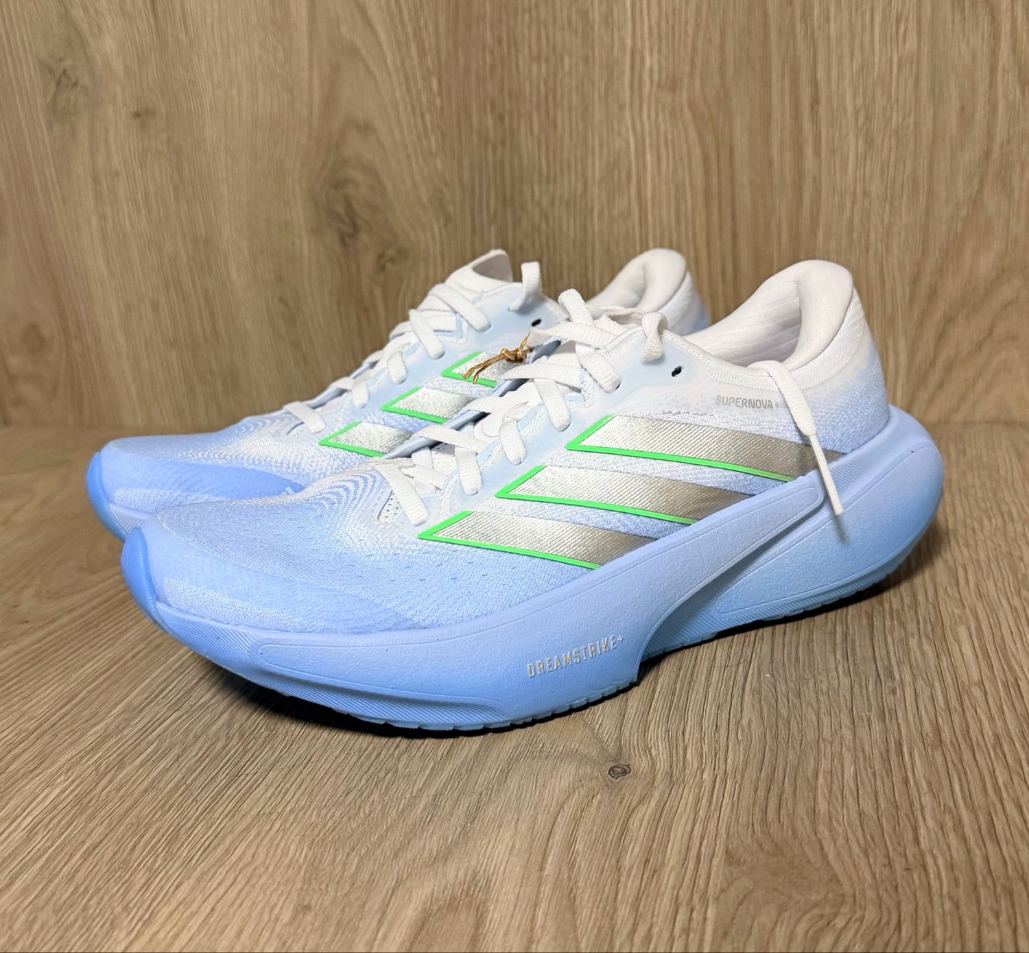 Adidas supernova