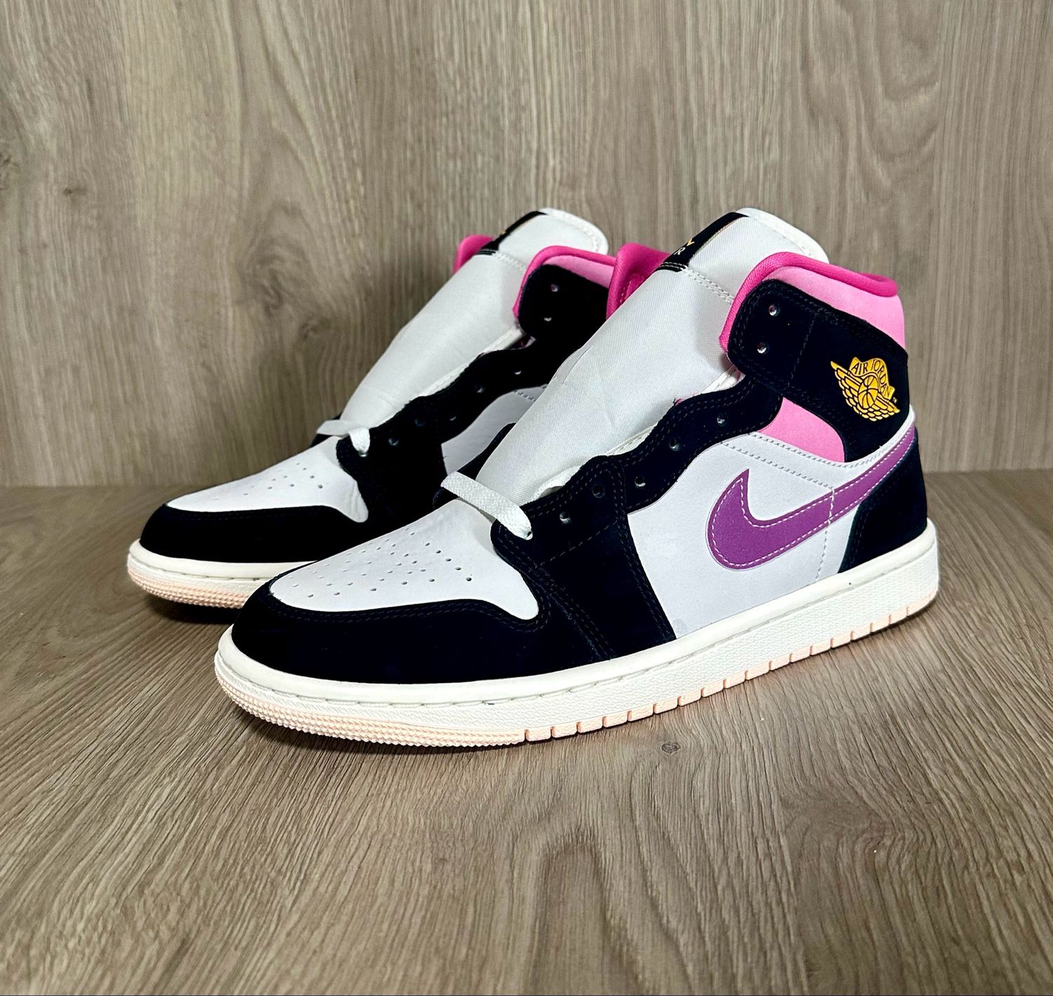 Jordan 1 mid world tour