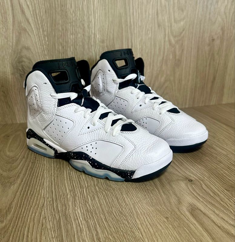 Jordan 6 reverse Oreo