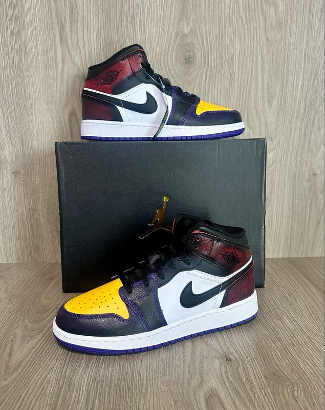 Jordan 1 mid LA to Chicago