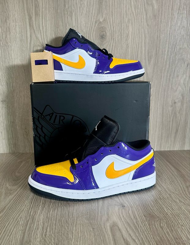 Jordan 1 low lakers
