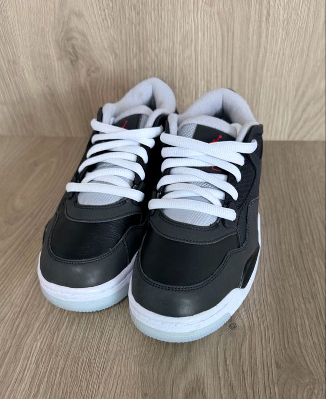 Jordan 4 RM