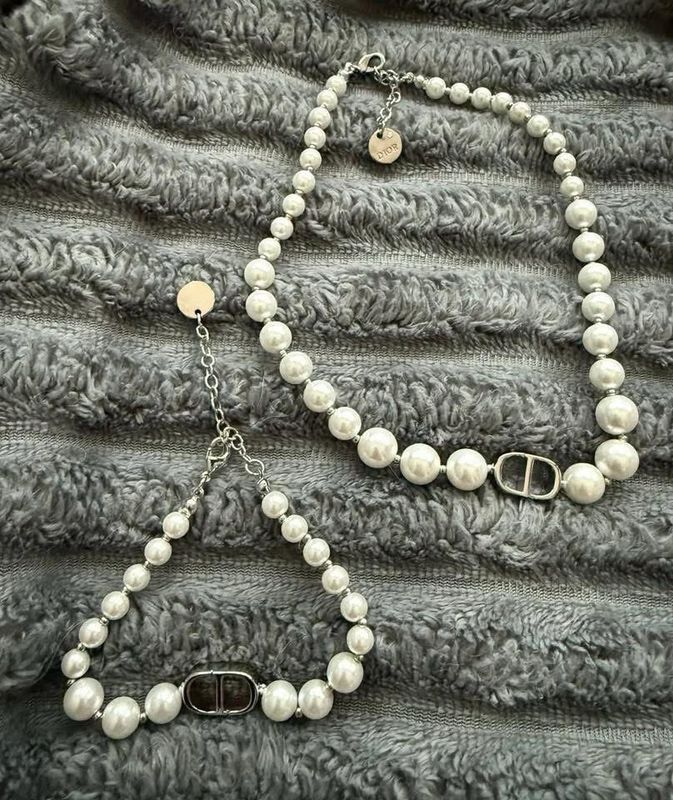 Dior Pearl Necklace &amp; Earrings Set