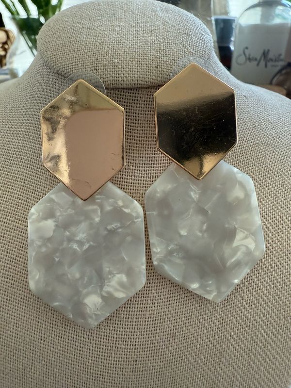 Fashion White Earrings