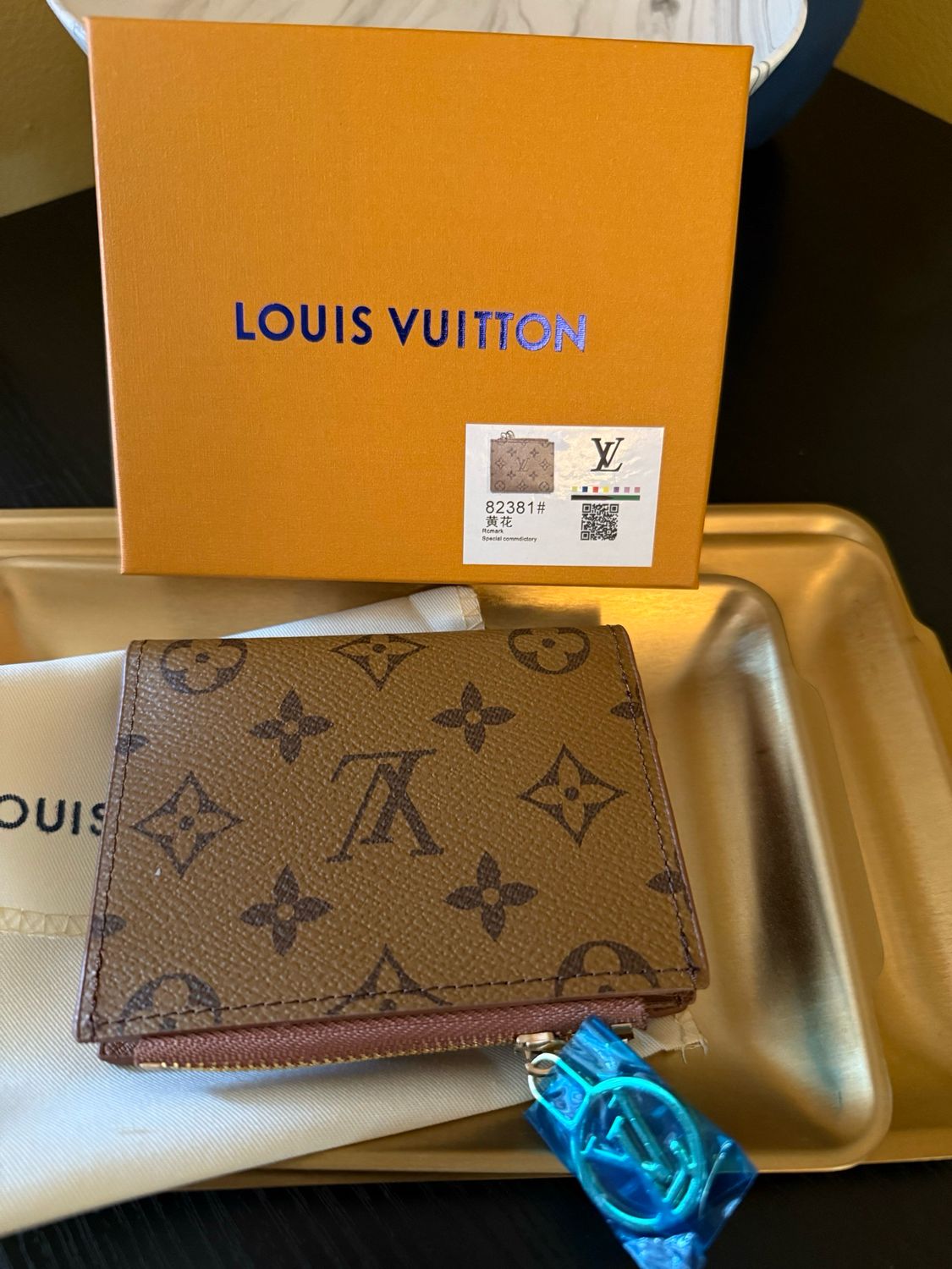 LV Mono Tan Wallet Unisex